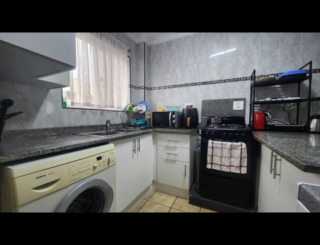 2 BEDROOM APARTMENT FOR SALE IN NORTH BEACH